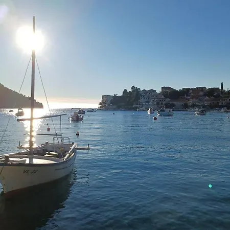 Bertie's - Comfort One Bedroom With Balcony And Sea View A3 *