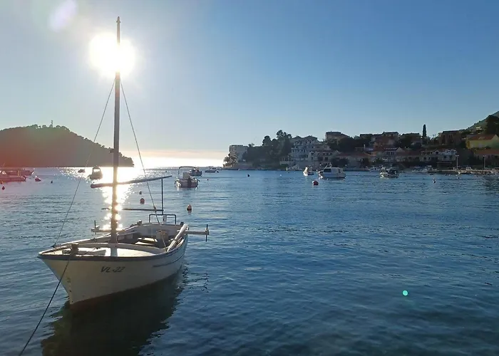 Bertie's - Comfort One Bedroom With Balcony And Sea View A3 *