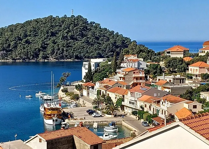 شقة Bertie's - Comfort One Bedroom With Balcony And Sea View A3